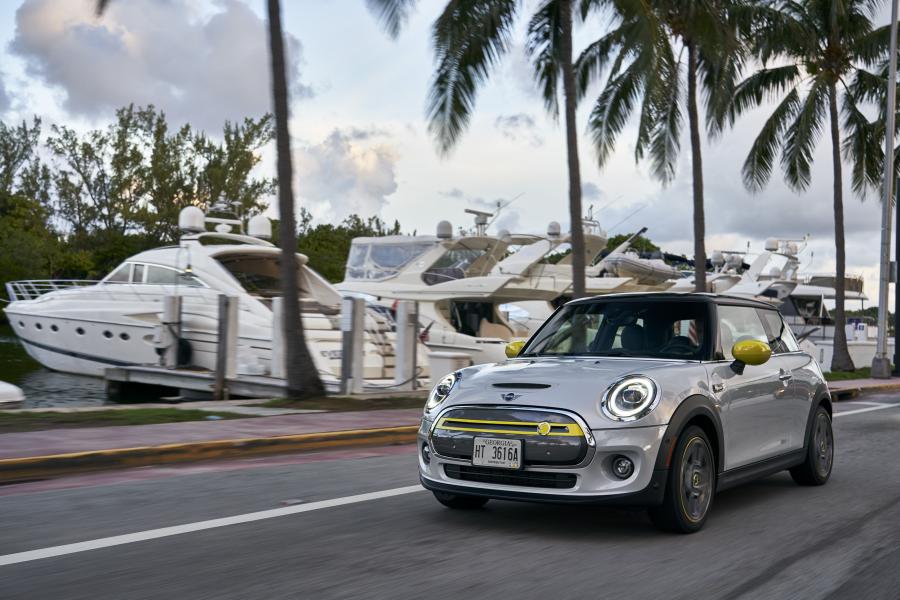  Mini Cooper SE (F56) 2020 года  (NA) (фото 88 из 342)